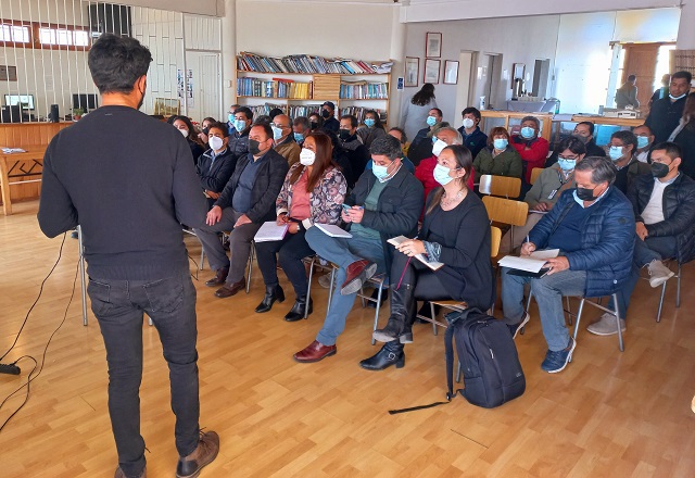 Autoridades participan de mesa hídrica de Los Vilos buscando prontas soluciones a la falta de agua