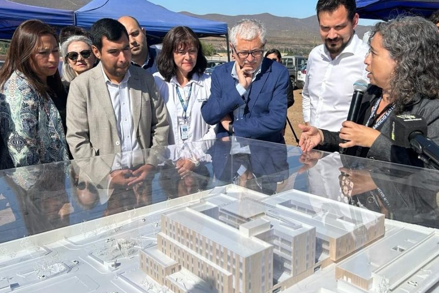 <strong>Lanzamiento de licitación para el nuevo Hospital de Illapel reunió a 5 empresas interesadas</strong>