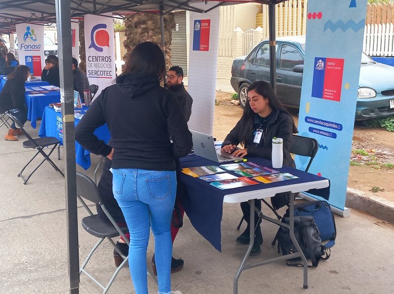 Vecinos de Los Vilos destacaron visita de servicios públicos en un nuevo Gobierno en Terreno