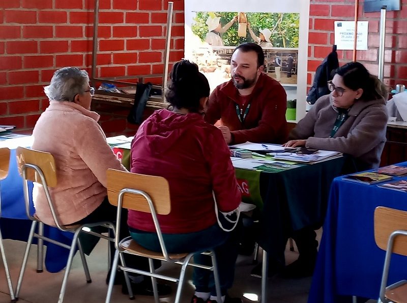 Vecinos del sector cordillerano de Illapel destacan visita de servicios públicos en un nuevo Gobierno en Terreno