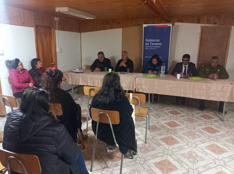 Vecinos de Villa Esmeralda en Los Vilos participan de Dialogo Ciudadano de Seguridad Pública