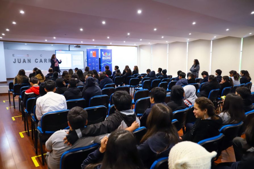 Iniciativa intersectorial del gobierno de MINEDUC, MINSAL y MDSF: Presentan Estrategia de Fortalecimiento de la Salud Mental en Comunidades Educativas