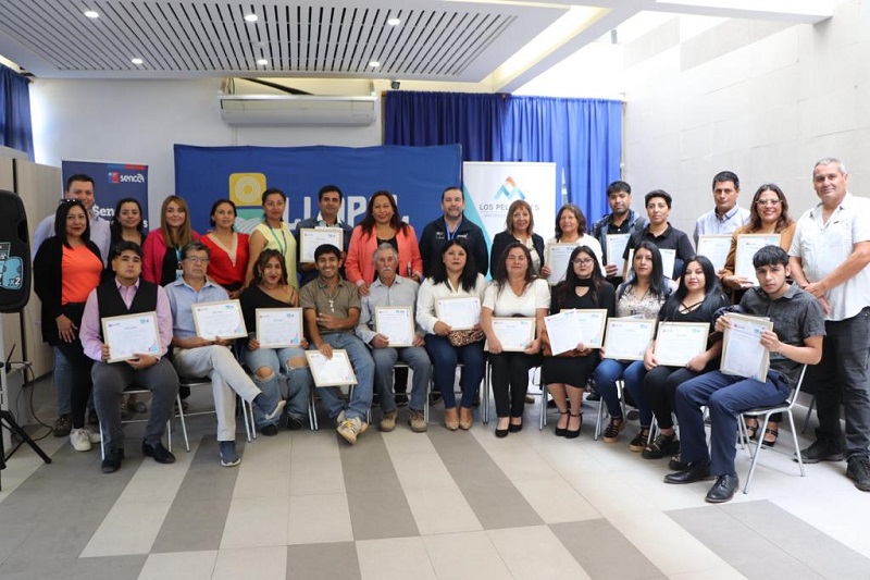 SENCE certifica a 20 alumnos en curso Operación de sistemas de riego tecnificado y fertirriego