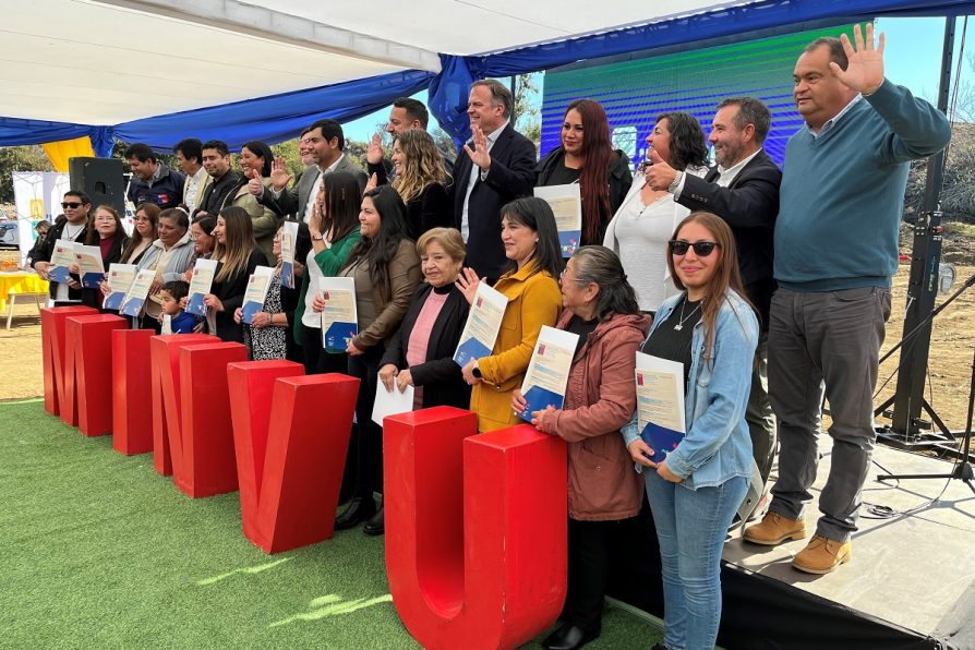 Subsecretaria Minvu entrega 152 subsidios y da el vamos a uno de los proyectos habitacionales más significativos del Choapa