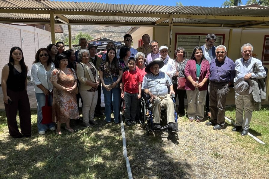 Criancero Fernando Leiva es reconocido como Tesoro Humano Vivo 2025